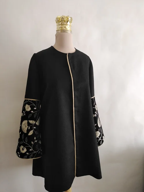 مانتو آستین سوزندوزی